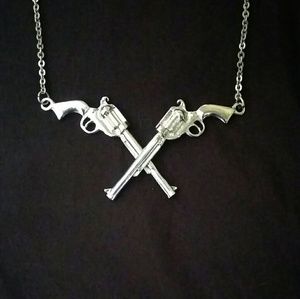 Crossed pistol necklace